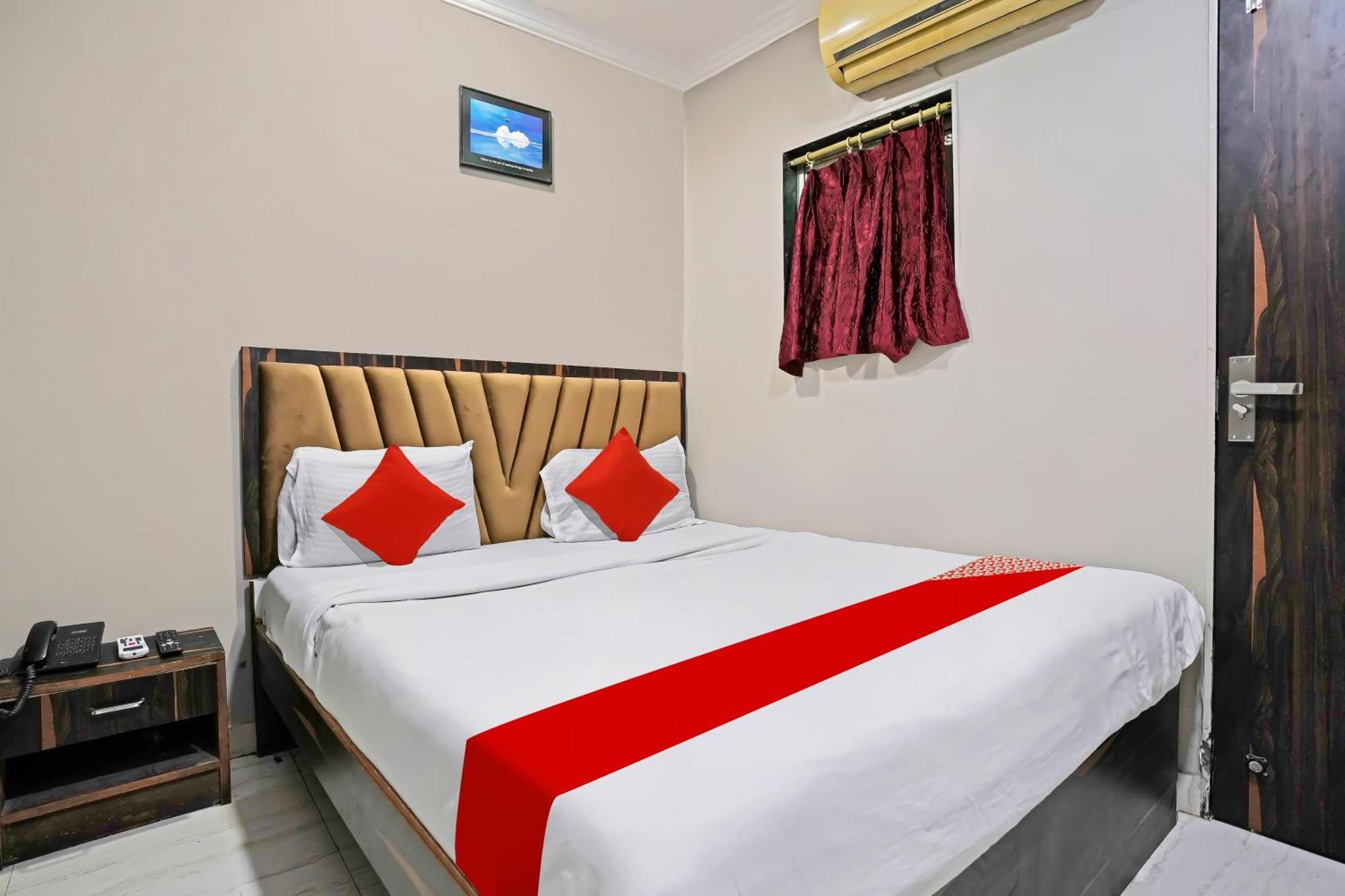 Super Hotel O Homestay Andheri East Mumbai Exteriör bild